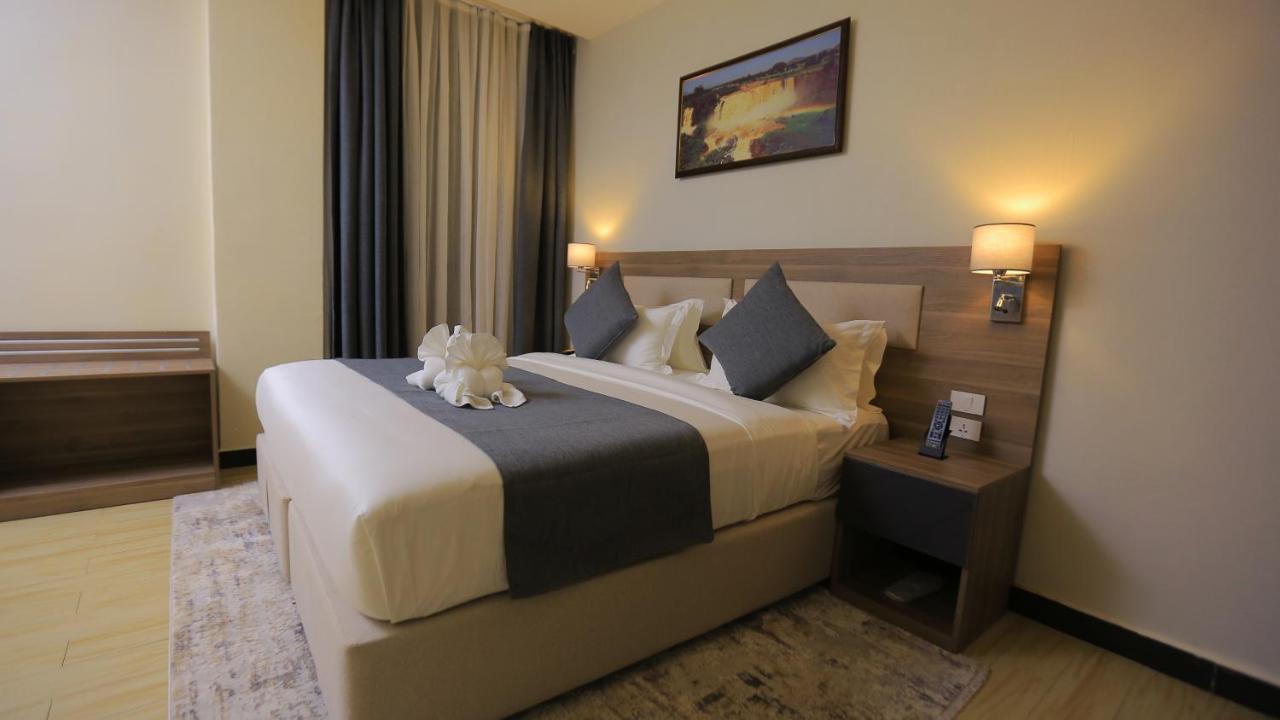 Triple E Hotel And Spa Addis Ababa Bagian luar foto