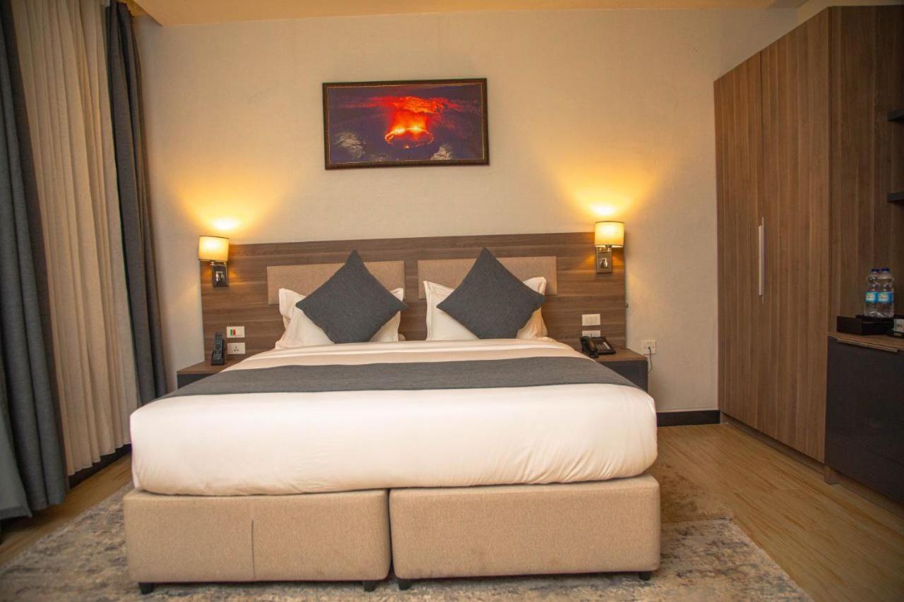 Triple E Hotel And Spa Addis Ababa Bagian luar foto